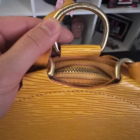 LV EPI BACKPACK - Picture 5 of 16